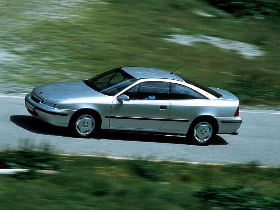  Opel Calibra 2.0i 16V 1990 года  (фото 11 из 23)